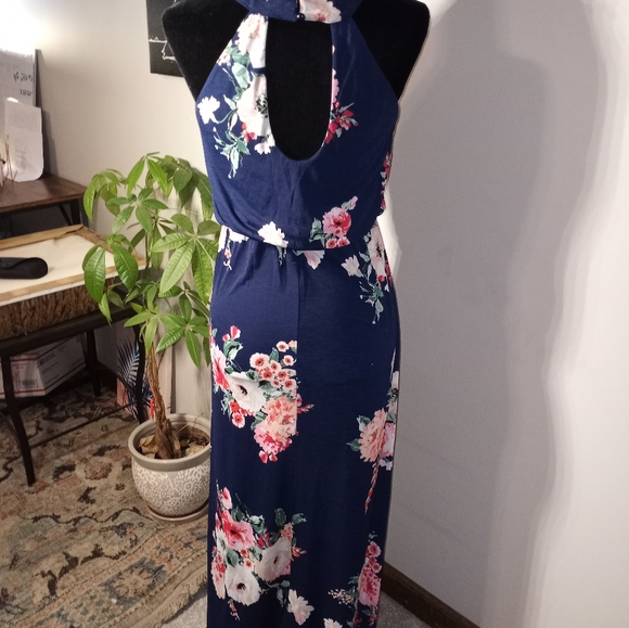 Long blue flora summer dress with sexy modest front slit. Sz s three pink hearts - Picture 6 of 8